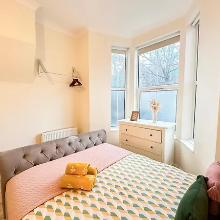 1Bedroom Flat With Small Garden In Finsbury Park, Highbury Londres Extérieur photo