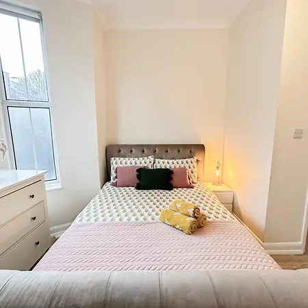 1Bedroom Flat With Small Garden In Finsbury Park, Highbury Londres Extérieur photo