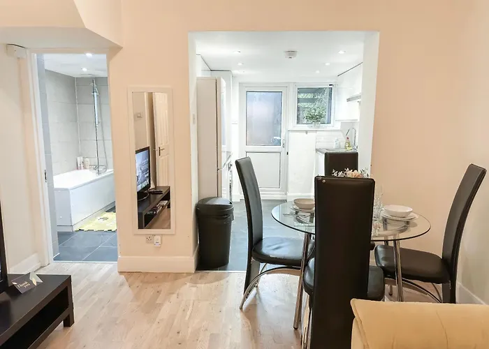 1Bedroom Flat With Small Garden In Finsbury Park, Highbury